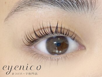 アイニコ 大阪駅前第1ビル店(eyenico)の写真/人気の韓国風束感デザイン!理想の束感を作るまつげパーマで、写真映りUP!可愛い目元で気分UP♪