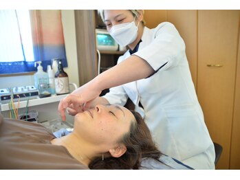 いろはり/施術風景4