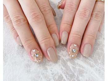 ネイルサロン ティフィン(tiffin)/~キラキラストーンネイル~