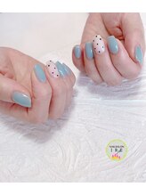 イーレ(IRE)/黒ドット