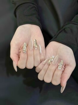 レア(Le'a)の写真/カラー・パーツの種類が豊富!上品かつ透明感のあるデザインで,周りと差をつける☆仕上がりの美しさに感動♪