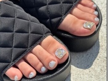 ネイルサロン ソウ 心斎橋店(Nail Salon Sou)の写真/【フットもハンドも同額】*Art10本¥7900*トレンドデザイン多数ご用意♪美しい足元でさらに女子力UP◎