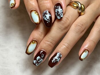 アール 桜木町店(R)/手描きアート　ハイビスカス