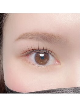 トリートラッシュ(Treat Lash)の写真/初めての方におすすめ！オーダーメイドで仕上げる黄金比の美眉スタイリングで楽々垢抜け♪