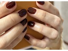 アオ おもろまち(ao.)/ツヤ感ブラウンネイル