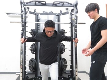 ワイズ パーソナルトレーニングジム(Y's)の写真/マンツーマンであなたに合ったトレーニングをしっかりサポート！運動初心者の方はパーソナルが◎