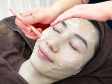 サロンスペシャルの雰囲気(骨格レベルから整える。子供だましではない本気の顔面美容。)