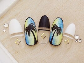 リゾートネイル￥７９８０