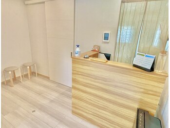 新島カイロプラクティック 伊勢崎/受付