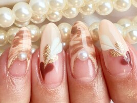 ピーコックハートフレンチネイル