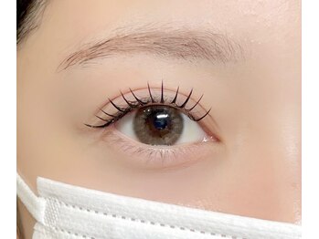 ニー(2ne.)の写真/【経験豊富なアイデザイナー☆】根元から立ち上げるカールが得意♪ナチュラル可愛いデザインと持ちの良さ◎