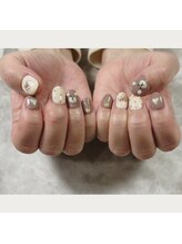 てぃーだ/くまちゃんネイル