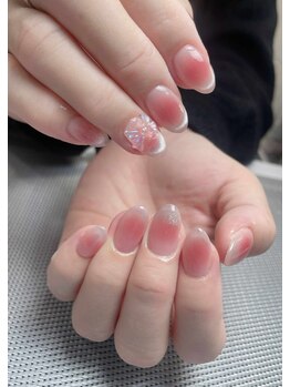 メオネイル(MEO NAIL)/チーク×シルバーグラデ