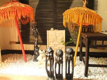 リラクゼーションサロンNONAMANIS 与野【整体/ドライヘッドスパ/アロママッサージ】/バリ島のインテリア★与野整体