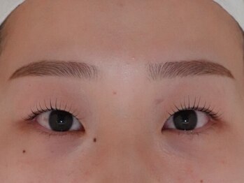 ウミ(umi)の写真/完全個室サロンが新たにオープン！月間150名以上の指名を誇る熟練スタッフがあなたの目元のお悩みを解消◎