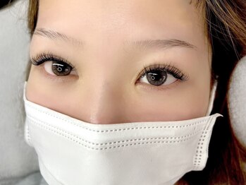 ロル アイラッシュ(LOL eyelash)の写真/お顔のバランスと好みの雰囲気に合わせ洗練された技術と経験であなたのベストをご提案♪モチの良さに評判◎