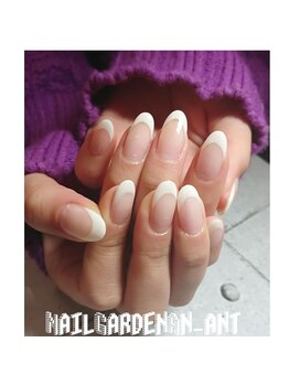 フレンチネイル