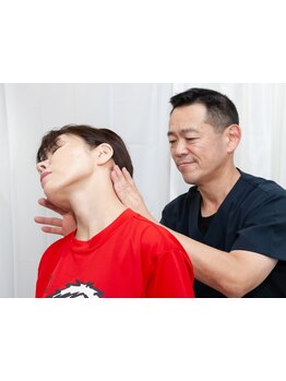 首・肩のつらさを改善したい