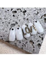 ラフィーナ(RAFFINA)/バレンタインネイル