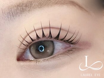 ローレルバイスノードロップ 荻窪店(Laurel by Snowdrop)の写真/【＆Healthy（アンドヘルシー）で自然にぱっちりまつげに】ばらつきの少ない綺麗なセパレートまつげへ！