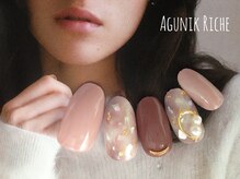 アグニークリッシェ(Agunik Riche)/【ホワイトべっ甲ネイル】