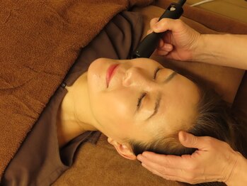 中野れいわ堂整体サロン/肌トーン明るくクリアに