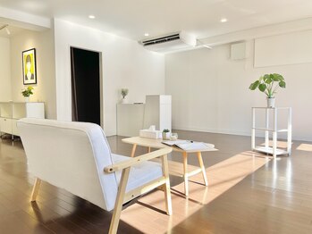 山の音/まずはソファでリラックス！