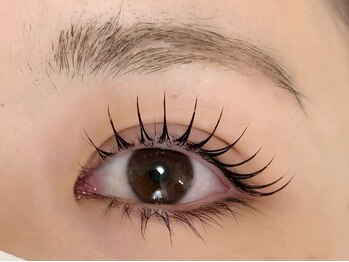 ビューティールアナ(beauty Luana)の写真/【完全個室空間のプライベートサロン】目の形・状態を見極めてお似合いの目元をデザイン★モチの良さ◎