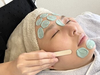 ブー(Boo)の写真/【導入価格】美肌フェイスワックスで化粧ノリUP♪産毛や角質を取り除きワントーン明るい肌に！