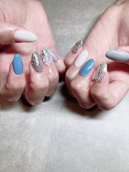 ラグネル(Luxnal)/くすみカラーキラキラネイル