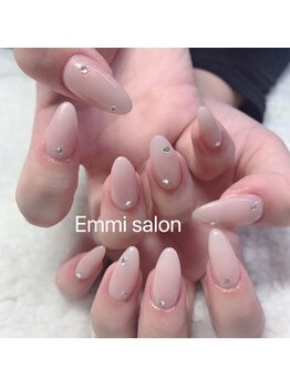 エミー(emmi)/