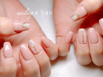 ネイルトップエクル(nail top E CRU)/シェルミラー