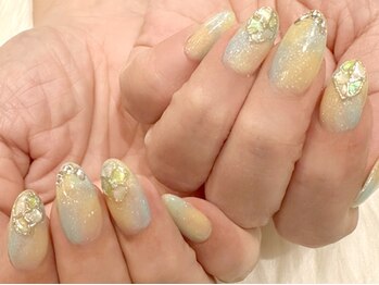 トゥエラ(twelor)/キラキラネイル