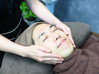 デジールの写真/肌悩み男性必見◆メンズ水光ピールでニキビ・毛穴を根本改善！本格施術をお届けするメンズ専門店