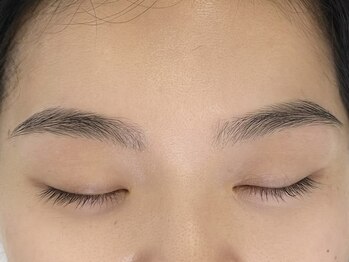 アイルーム 大宮店(eyeroom)/メイクなしでも盛れる眉毛