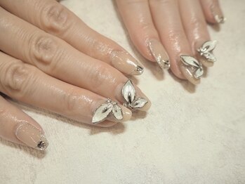 B's amor 大府店 Nail design