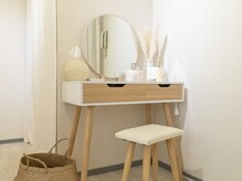 シェリール(Cherir)/サロン内観