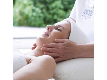 シェリーナ(cherieNa)/世界基準の結果型オーガニック