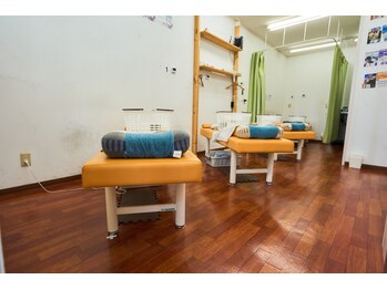 新小岩スマトラ接骨院/内観の雰囲気