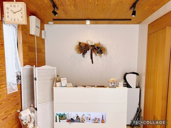 アイサロンルーム(Room)/店内