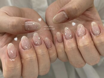 リン 恵比寿(RiN.)/ホワイトラメネイル akane