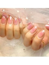 リッシュ トロワ(RICHE trois)/じゅわ血色チーク&パールグラデ