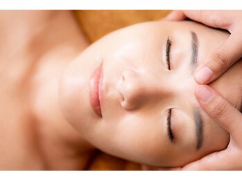 グロービューティ ミュー(growbeauty mew)の写真/[身体の不調を改善するヘッドスパ]首肩コリスッキリ♪30分45分お忙しい方にも嬉しい時短有!眼精疲労,頭痛◎