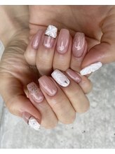 マイレ(maile)/手描きアート×ホワイト