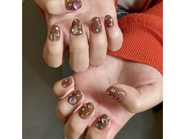 ビジューネイル