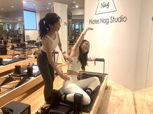 ナグヨガスタジオ 則武新町店(NAG YOGA STUDIO)の雰囲気（4月から話題沸騰中の"マシンピラティス"導入♪無料駐車場あり◎）