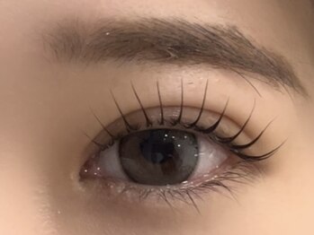 リル(Lilu)の写真/《今ドキ風なお洒落目元へ》毎日のメイクをわずか10分で時短できる、理想のまつ毛エクステをご提案♪