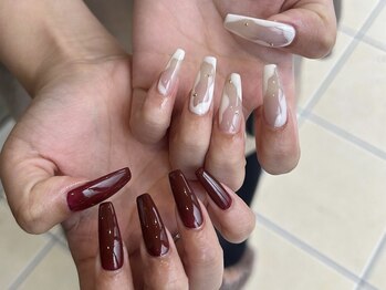 プラス セカンド(Plus 2nd)/チグハグネイル