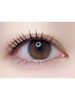 ナチュラル上品な目元にしたい