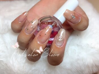 ブルーム(Bloom)/・.+゜マグネットネイル・.+゜